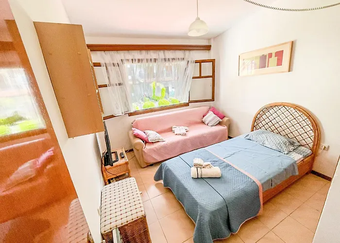 Apartament Steve's Siviri's *