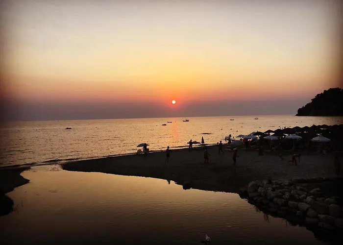 Steve's Siviri's Apartamento *