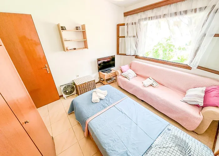 Steve's Siviri's Apartamento *